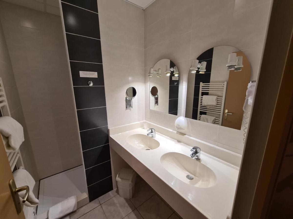 Hostellerie Du Cantal Murat  Eksteriør billede